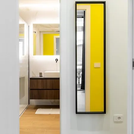888 - 100mt M1 Pasteur Apartment *